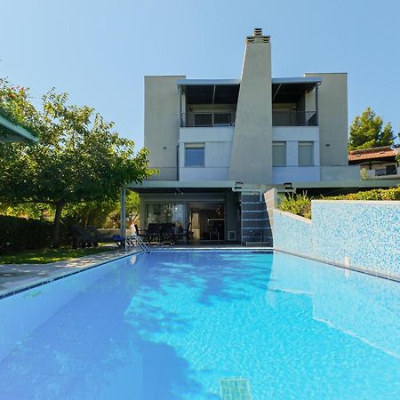 Deluxe Chrousso Pool Villa ปัลลูรี ภายนอก รูปภาพ