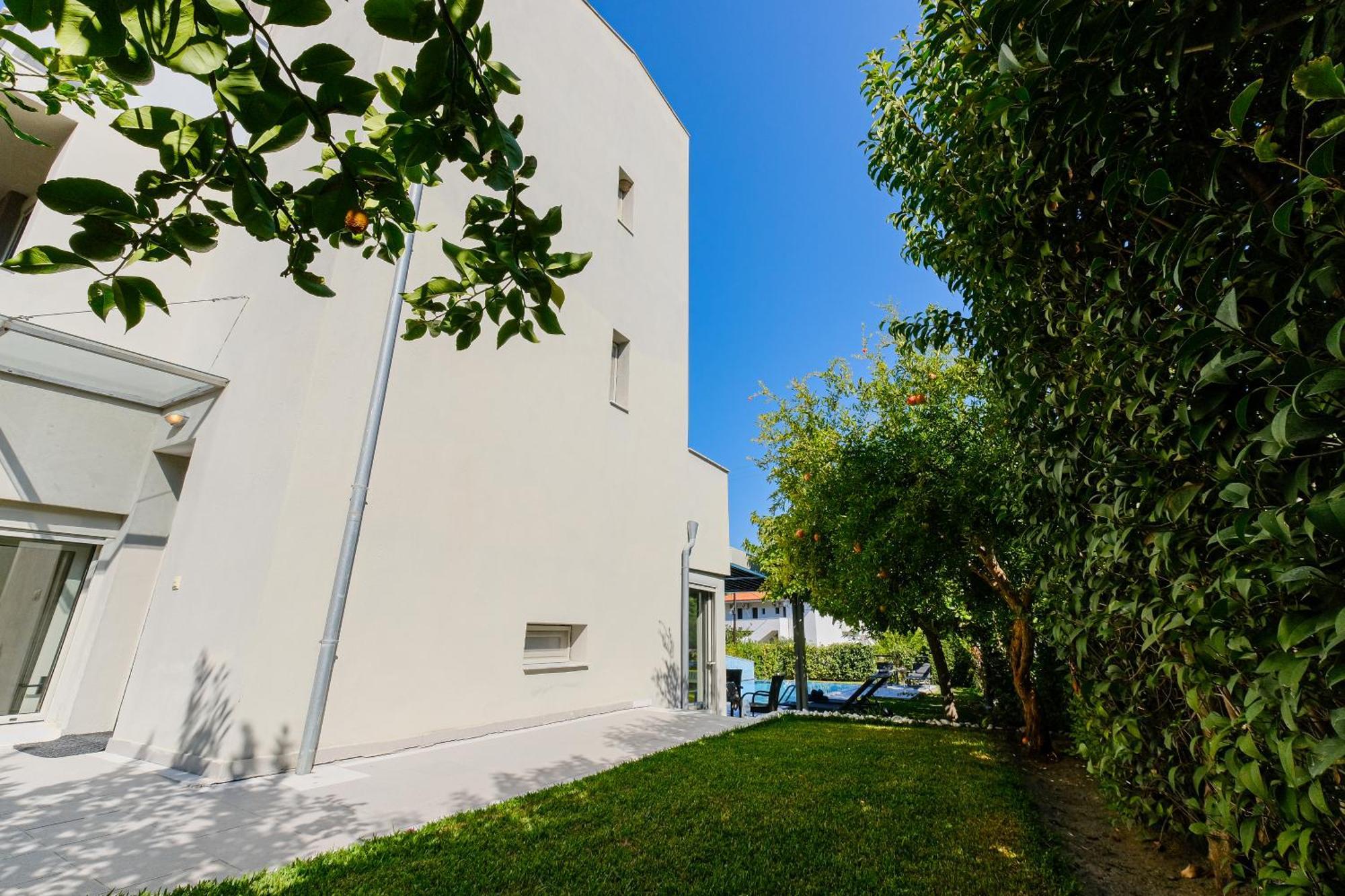 Deluxe Chrousso Pool Villa ปัลลูรี ภายนอก รูปภาพ